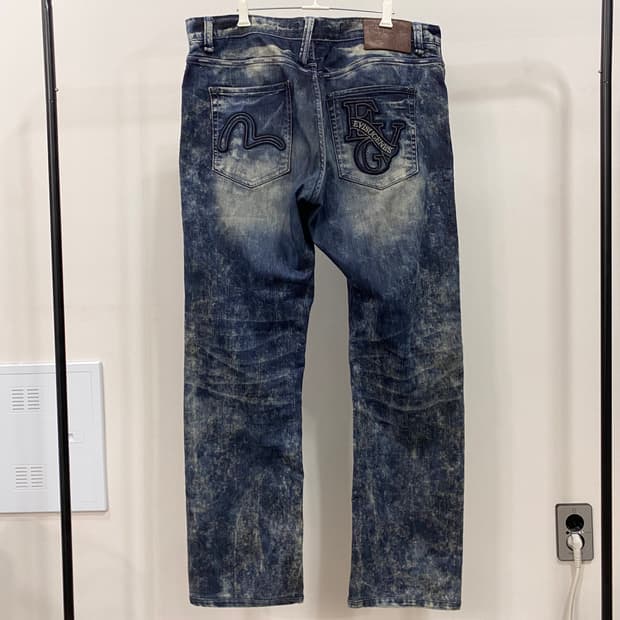 에비수 백로고 돌청 워싱 데님 팬츠