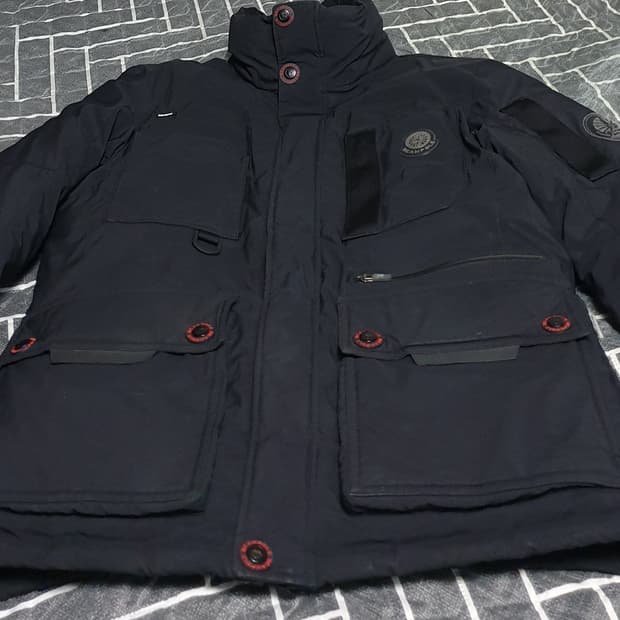 빈폴 아웃도어 V60 구스다운 윈드스토퍼 안투라지 패딩 블랙 (95)