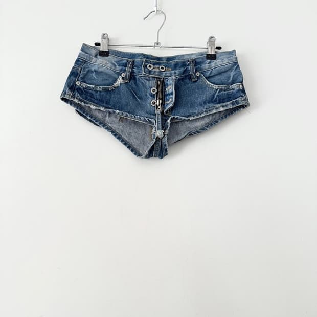 Two-way buckle short denim pants