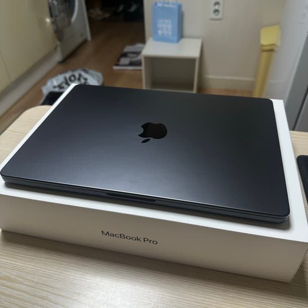 맥북 프로 16  M4 Pro 16GB 1TB 스페이스블랙