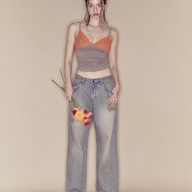 새상품) 플노팔 레이스 셔링 슬리브리스 탑