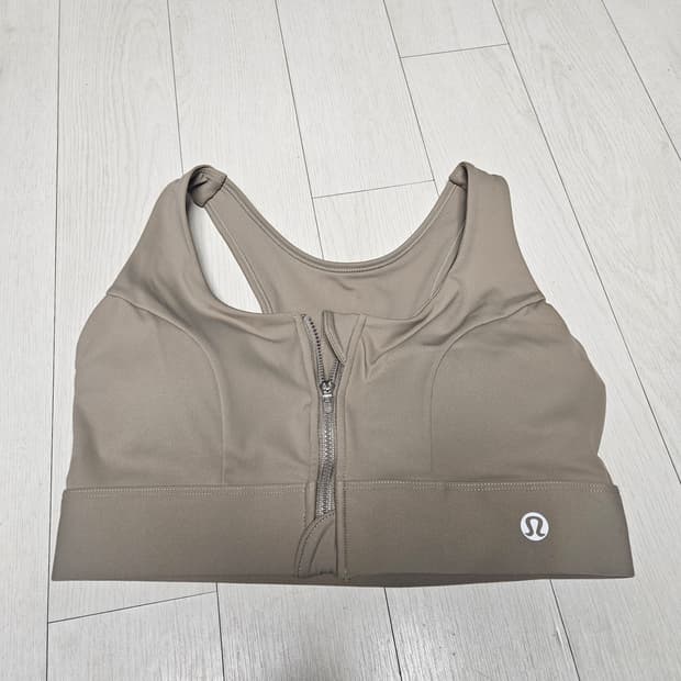 룰루레몬 탑   M