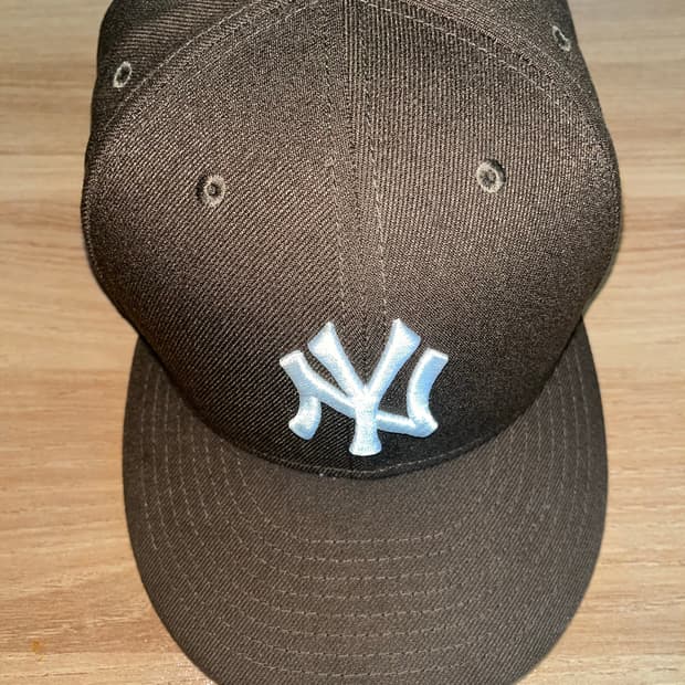 뉴에라 피티드캡 월넛 758