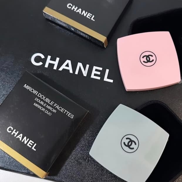 샤넬거울 새상품 정품 핑크 거울