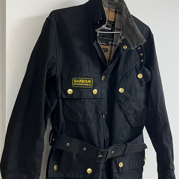 바버 인터내셔널 블랙 왁스 자켓 34