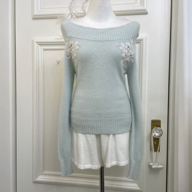 mint white flower embroidery off-shoulde