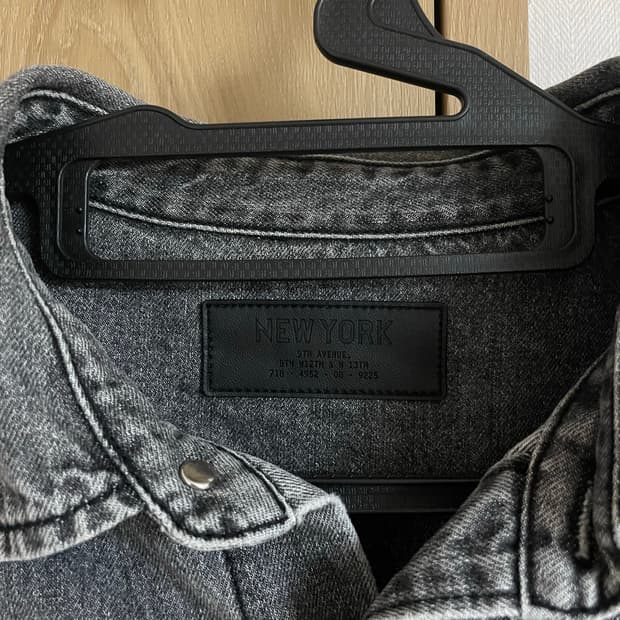 [105-110] 질스튜어트뉴욕 흑청자켓