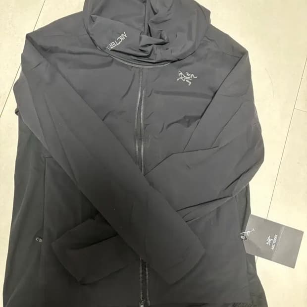 아크테릭스 아톰 sl 후디블랙