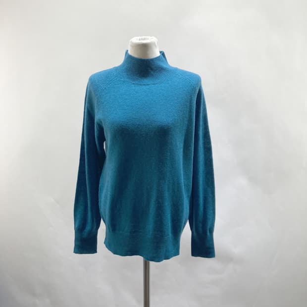 조르쥬레쉬 2022 여성반폴라순모니트티 90 