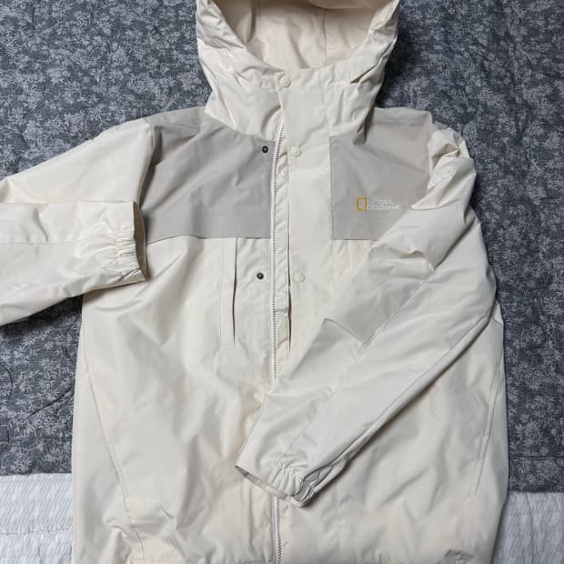 내셔널지오그래픽 오거스틴 바람막이 L