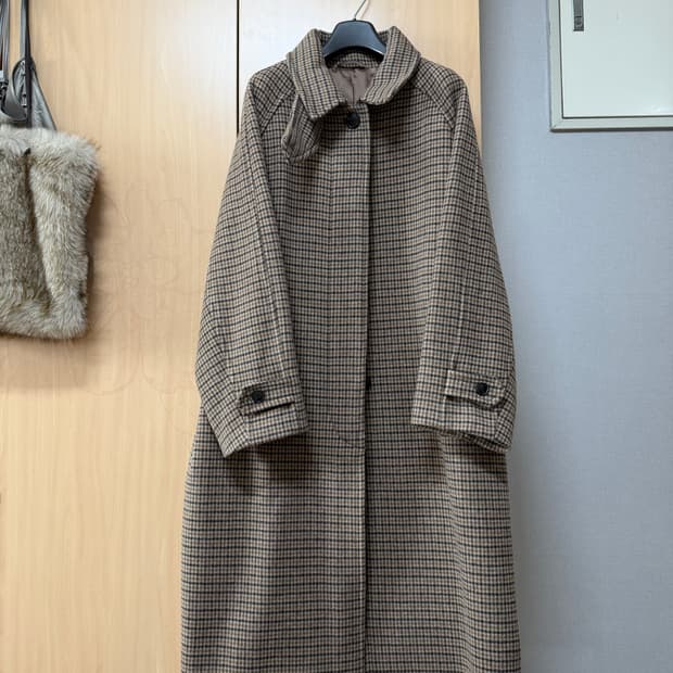 BEAKER 비이커 발마칸 체크 코트 여성