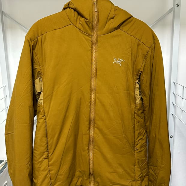 아크테릭스 아톰 헤비웨이트 후디 유콘