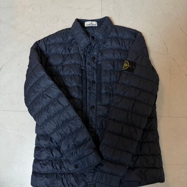 스톤아일랜드 경량패딩 xl (매장판)