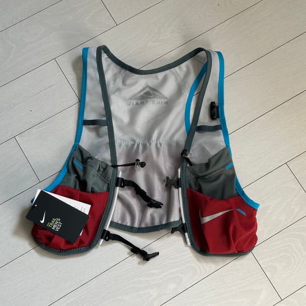 나이키 트레일 러닝 베스트