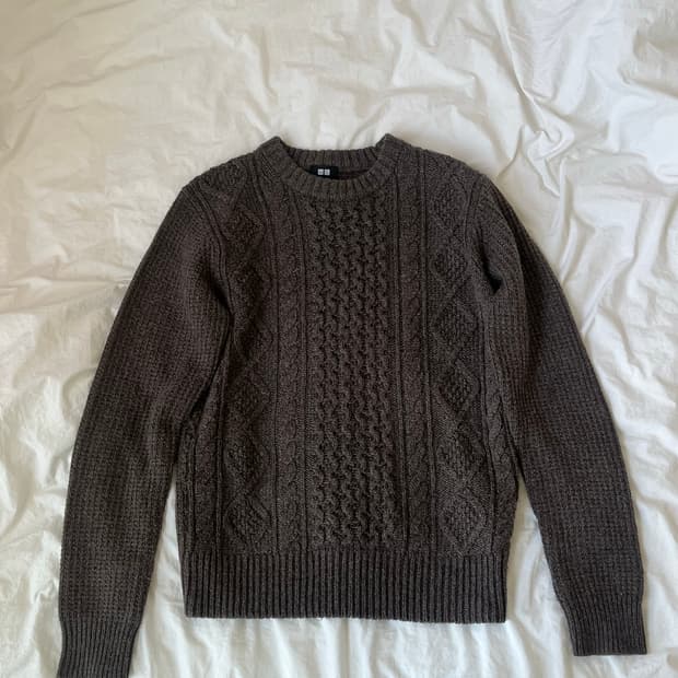 uniqlo brown knit