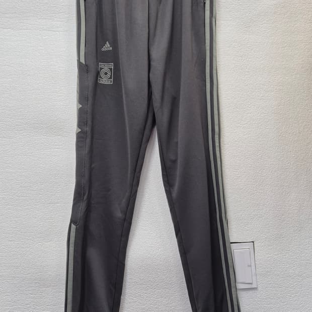 아디다스 칼라바사스 트랙 팬츠 XL / 32 (정품)