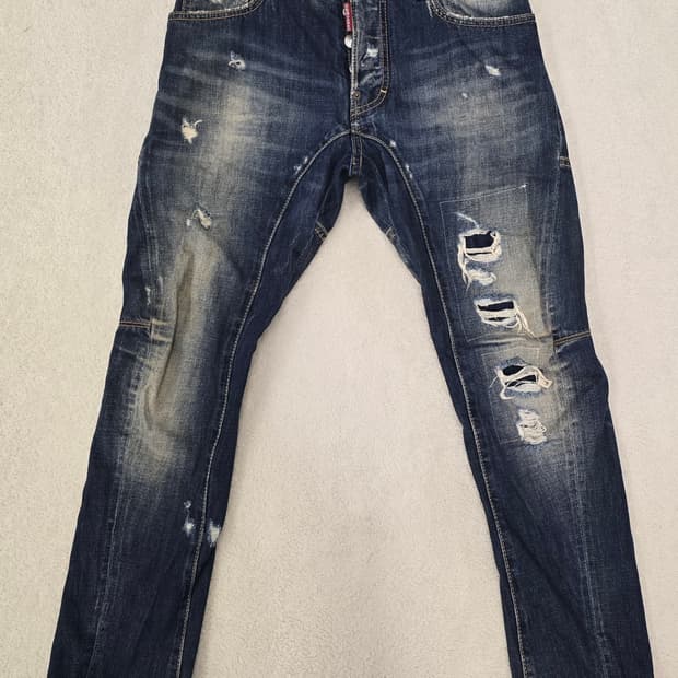 디스퀘어드2  남자청바지.  싸이즈 28