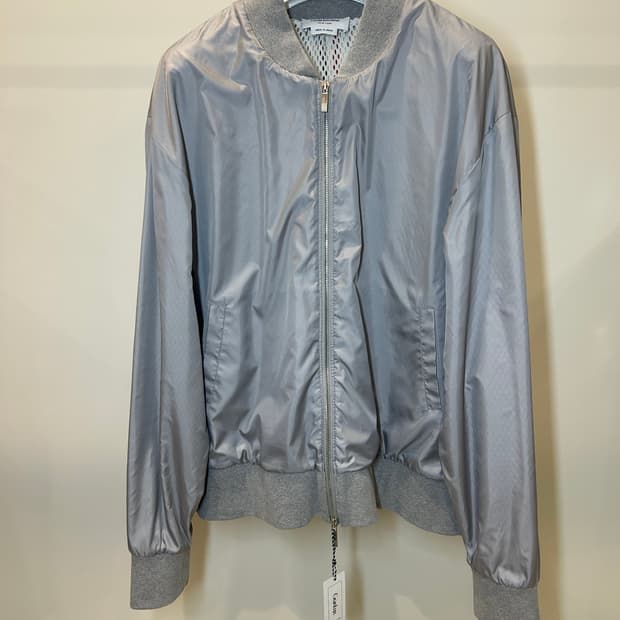 [정품/중고] 톰브라운 바람막이