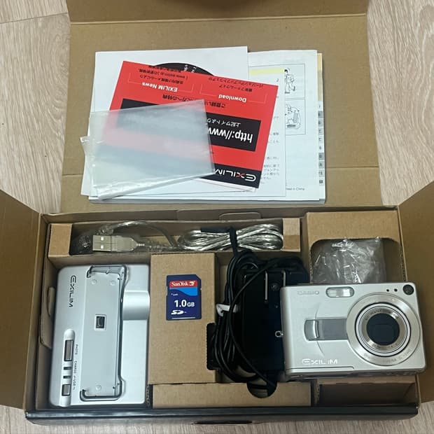 카시오 EXILIM EX-Z40 디지털 카메라 풀박스