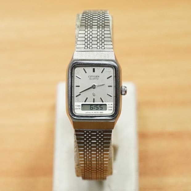 80s 시티즌 여성용 아나디지 시계