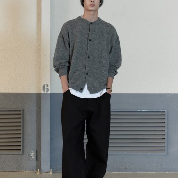 STU 라운드넥 가디건