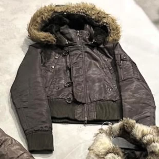 데스라이즈 아카이브 브라운 패딩