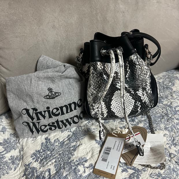 비비안웨스트우드  미니 버킷백 (히말라야 컬러)