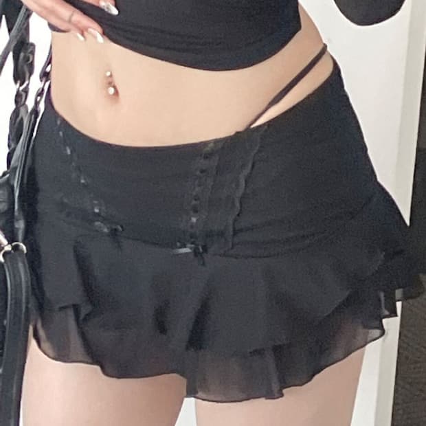 Garter frill skirt (black) / M SIZE