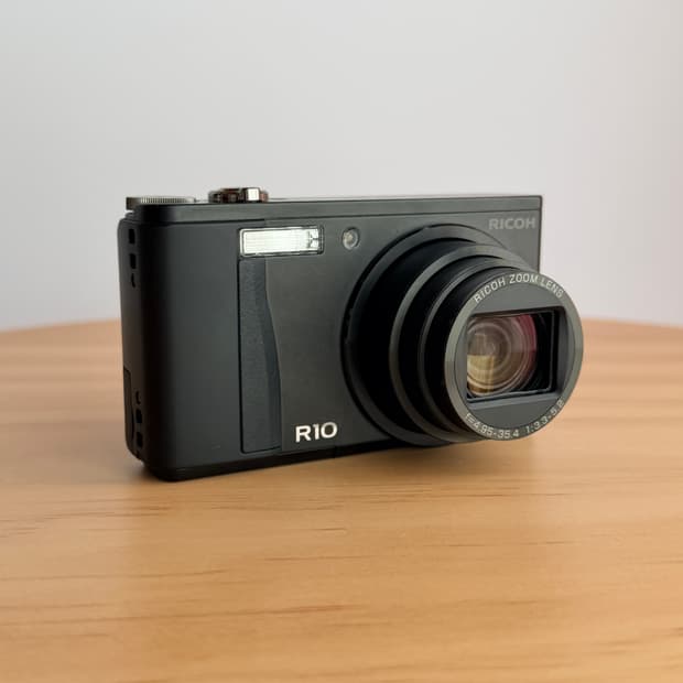 ✨레어 <A+급>풀세트 박스✨  Ricoh 리코 R10 블랙