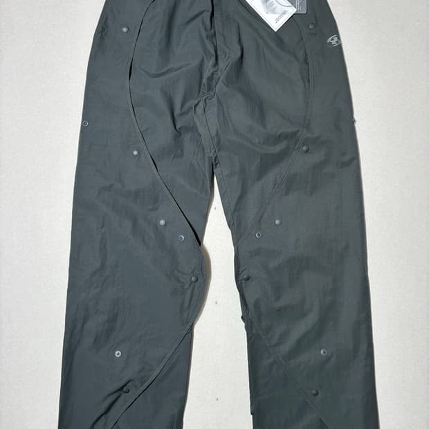 산산기어 레이어 팬츠 차콜컬러 2사이즈