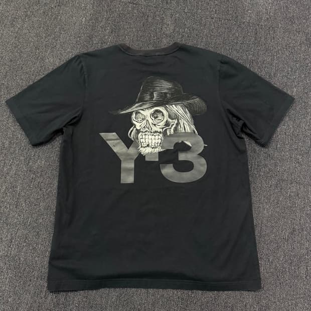 Y-3 아디다스 요지야마모토 백 스컬자수 반팔티