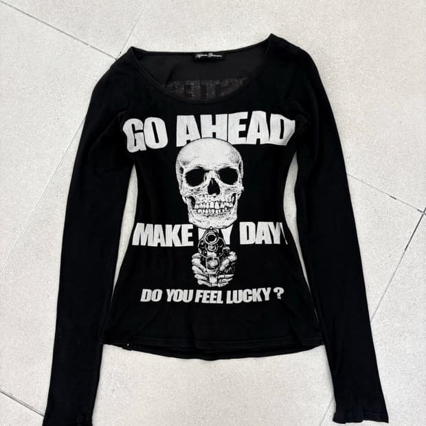 히스테릭 글래머 해골 롱슬리브