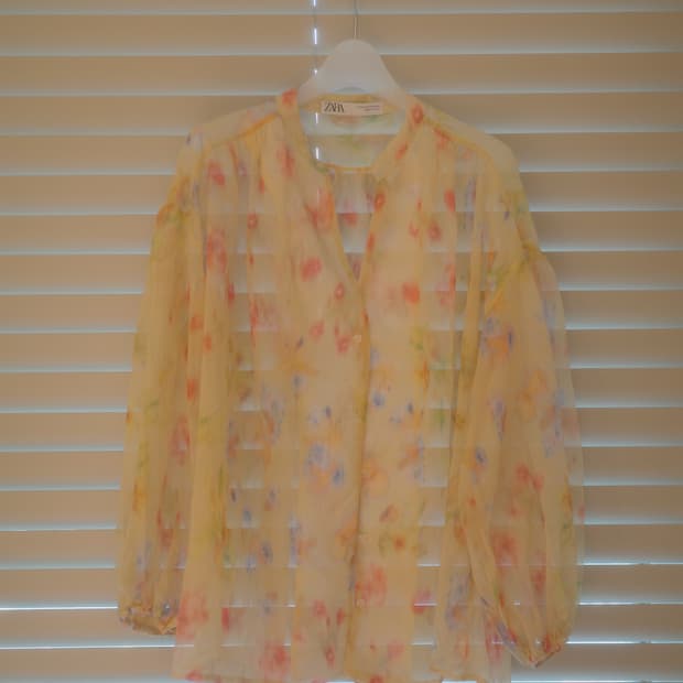 Zara 쉬폰 플라워 블라우스