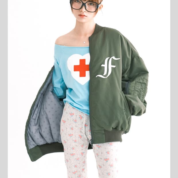 샵페어리 봄버 카키