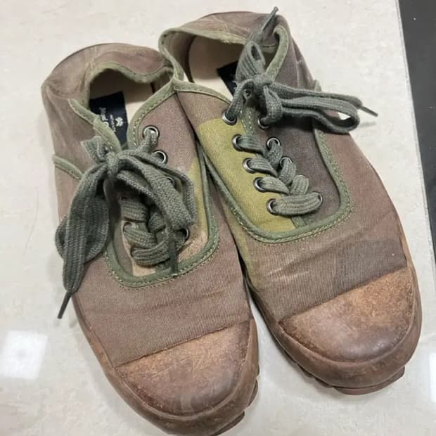 나이젤카본 아미트레이너 스니커즈(41)