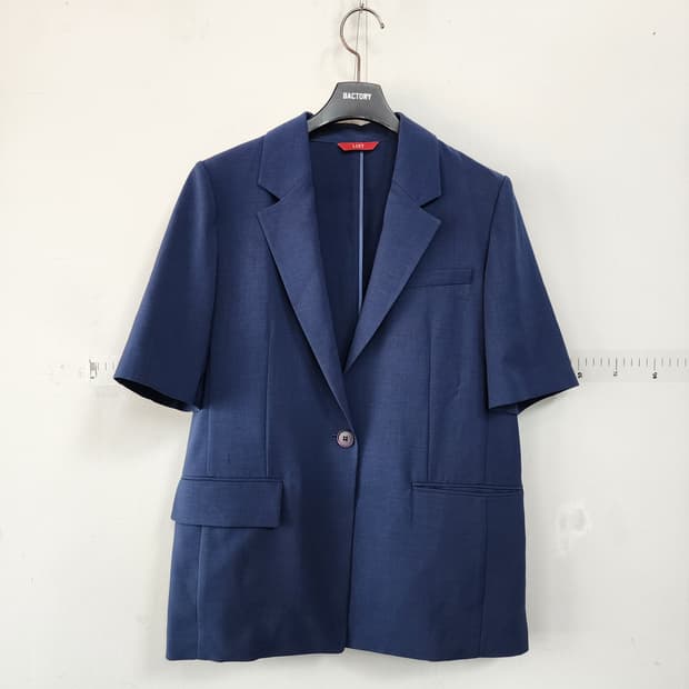 List 리스트 네이비 반팔 자켓