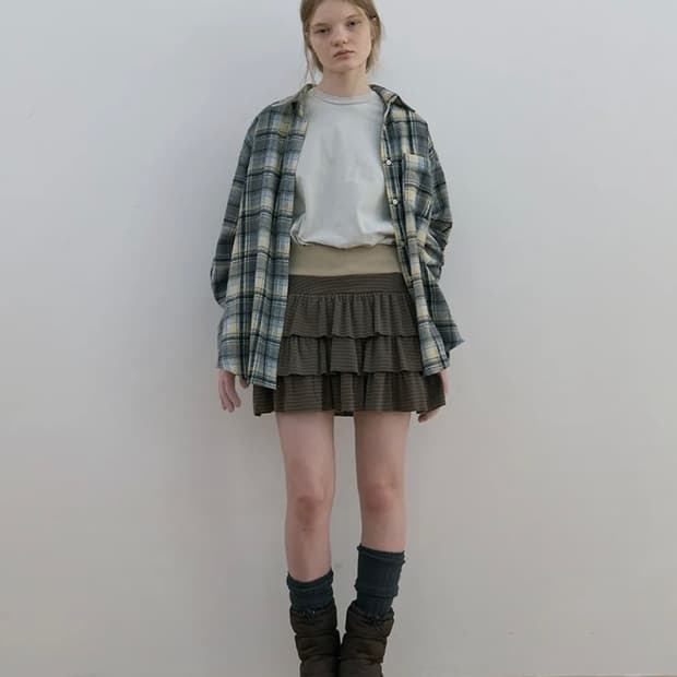 노컨텐츠 프릴 미니스커트