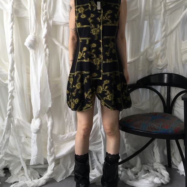 Oriental mood knit vest