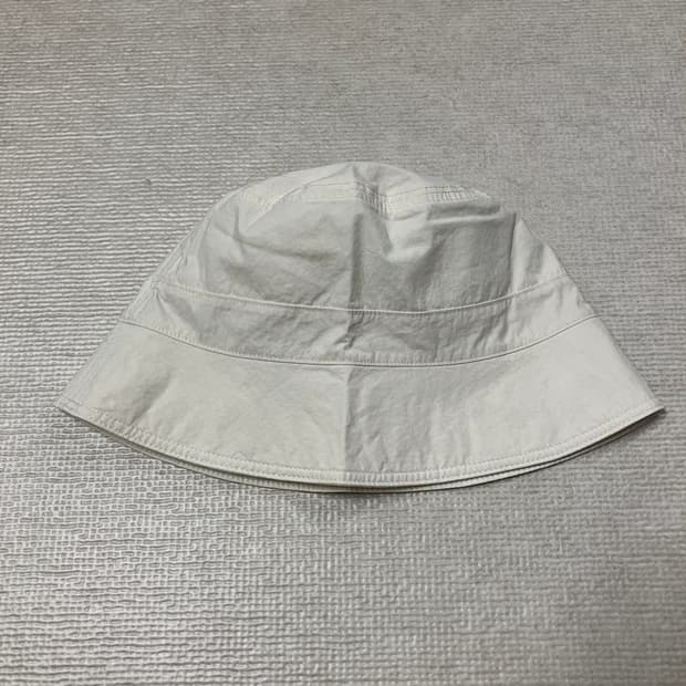 낫띵리튼 버킷햇 벙거지 모자 아이보리 크림