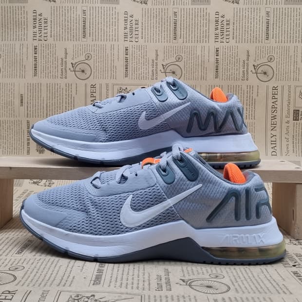 나이키 알파트레이너4 운동화 265