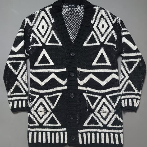 [프리] 뱀파이어 위켄드 패턴 헤비 롱 니트 가디건 오버핏