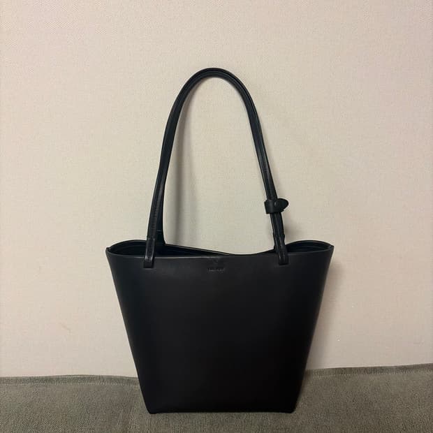 The row medium park 토트백