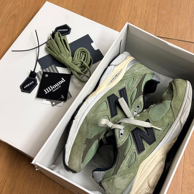 [250] 뉴발란스 자운드 990V3 올리브