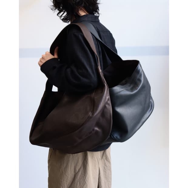 26ss LOT.004 Newsboy Bag (Horse leather)