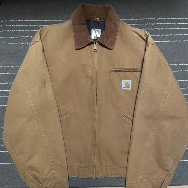 칼하트 디트로이트 j01 브라운