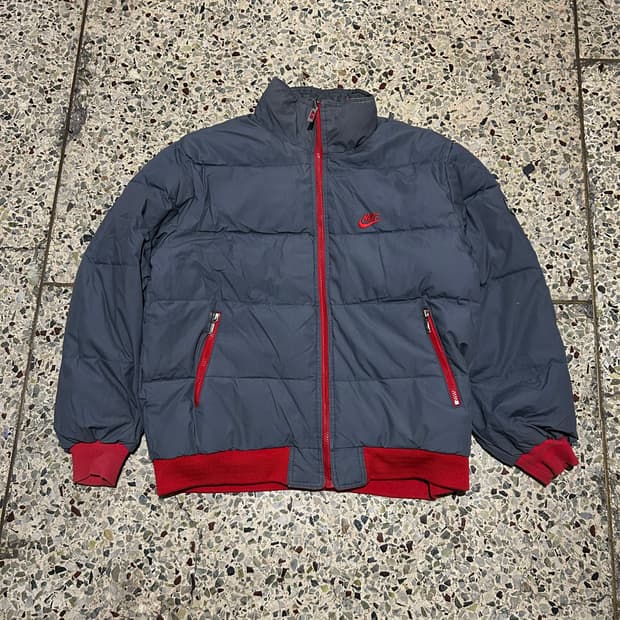 나이키(NIKE) 00S 그레이 리버시블 패딩