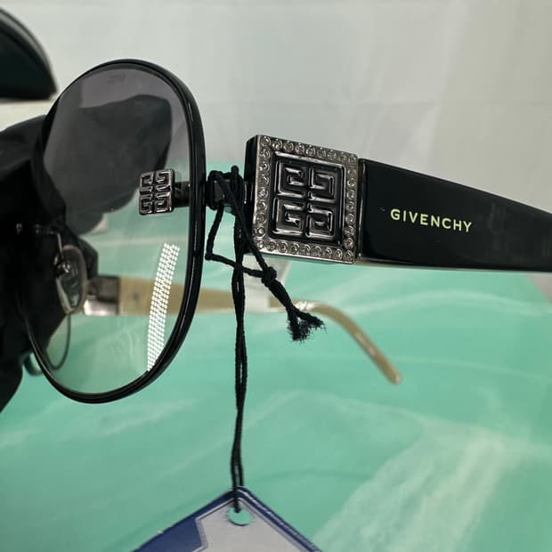 [새상품 무료배송] 지방시 Made in Italy 선글라스