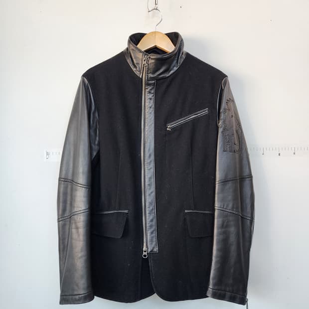 알마니 블랙 가죽 소매 포인트 자켓