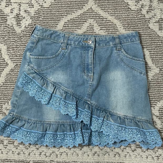 사선레이스 연청 데님스커트 