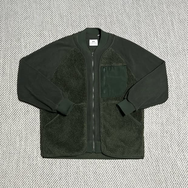 [L] Uniqlo 유니클로 x 화이트 마운티니어링 카키 후리스 자켓